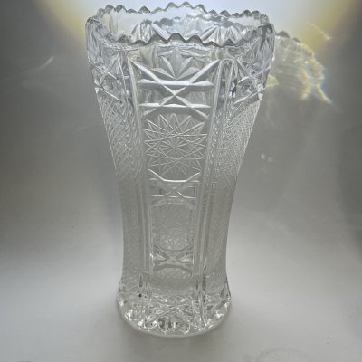 купить Ваза для цветов с геометрическим декором, хрусталь, алмазная грань, СССР, 1970-1990 гг.