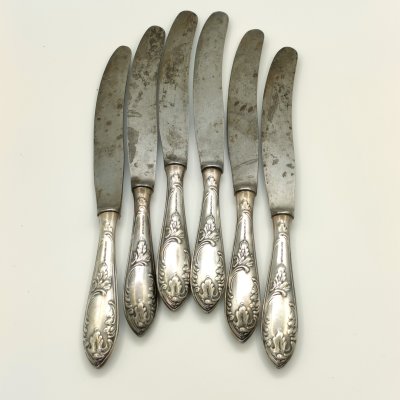 купить Набор из 6-ти столовых ножей с орнаментированными черенками, металл, Московский платиновый завод «Платиноприбор» (МПЗ), СССР, 1930-1940 гг.