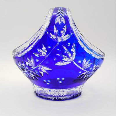 купить Конфетница в форме корзинки с растительным декором, хрусталь, нацвет, алмазная грань, СССР, 1970-1990 гг.