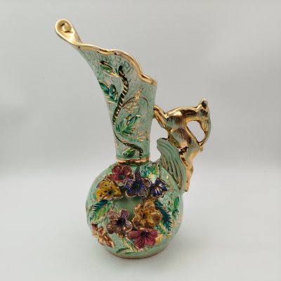 купить Кувшин декоративный с лепным цветочным декором, H.Bequet Quaregnon, фаянс, роспись, золочение, Бельгия, 1960-1980 гг.