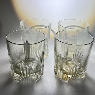 купить Набор из 4 стаканов для крепких напитков с резным декором, прессованное стекло, Италия, 1970-1990 гг.