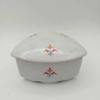 купить Шкатулка треугольной формы в стиле Art Deco, украшенная геометрическим декором, фарфор, деколь, Германия, 1930-1950 гг.