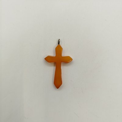 купить Подвеска в виде креста, янтарь, металл, Калининградский янтарный комбинат, СССР, 1970-1990 гг.