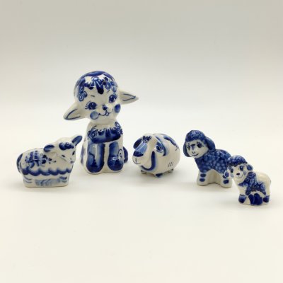 купить Набор из пяти статуэток "Овечки", Гжель, фарфор, роспись, Россия, 1990-2010 гг.