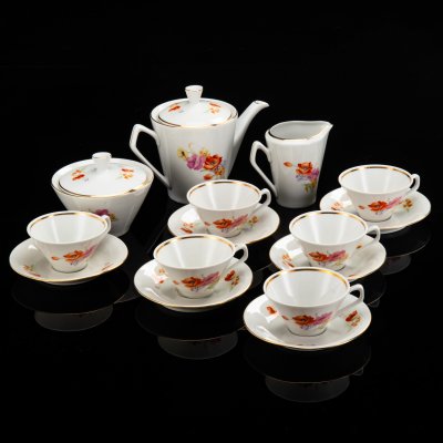 купить Сервиз чайный с цветочным декором, на 6 персон (15 предметов), фарфор, деколь, золочение, Chodziez, Польша, 1964-1990 гг.