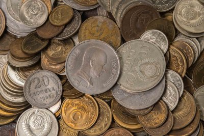 купить Набор начинающего нумизмата: не менее 800 гр. монет СССР и России с 1924 по 1998