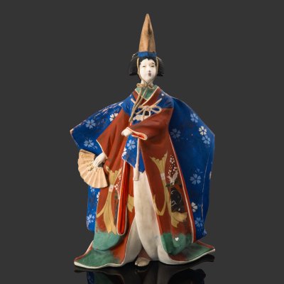 купить [Редкость] Кукла-хаката (博多人形) "Японская танцовщица с веером", префектура Фукуока, глина, неглазурованная ручная роспись, Япония, 1960-1990 гг.