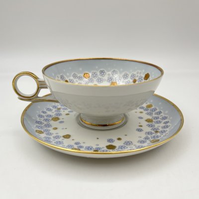 купить Пара чайная с нежным цветочным декором в голубой гамме, фарфор, деколь, золочение, Wallendorf, ГДР, 1963-1990 гг.