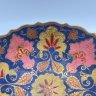 Купить Фруктовница (конфетница), украшенная растительным восточным орнаментом на синем фоне, латунь, холодные эмали, Индия, 1970-1990 гг.