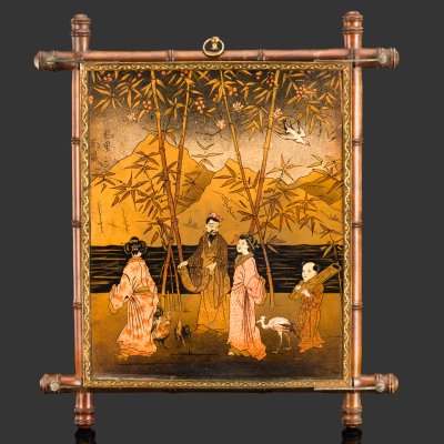купить Зеркало подвесное трехстворчатое в стиле ар-нуво (модерн), оформленное в раму в виде бамбука и сценой прогулки красавиц-японок в саду со свитой, JBB TE SGDG, дерево, металл, лак, деколь, Франция, 1900-1910 гг.