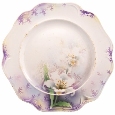 Купить Тарелка в стиле модерн с цветочным декором "Лилии", фарфор, деколь, Товарищество М.С. Кузнецова, г. Москва, Российская Империя, 1899-1917 гг.