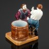 Купить Спичечница (мелочница) "Игроки. Картёжники", модель №143, фаянс, роспись, глазурь, Товарищество М.С. Кузнецова, Российская империя, 1890-1915 гг.