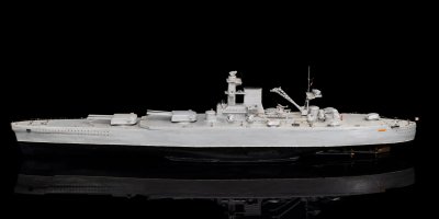купить Модель французского линкора "Richelieu" в масштабе 1:234, дерево, металл, латунь, крашение, резина, пластик, СССР, 1970-1980 гг.