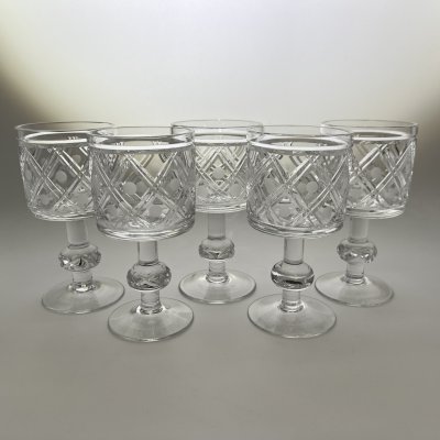 купить Набор рюмок из сервиза "Новогодний" на 5 персон, автор Л.О. Юрген, хрусталь, алмазная грань, Ленинградский завод художественного стекла (ЛЗХС), СССР, 1970-1980 гг.