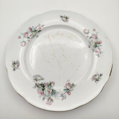 купить Блюдо круглой формы с декором в виде роз, фаянс, деколь, золочение, Товарищество М.С. Кузнецова, фаянс, деколь, золочение, Товарищество М.С. Кузнецова, Российская империя, 1890-1917 гг.