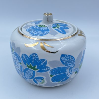 купить Сахарница, украшенная цветочным декором, фарфор, деколь, золочение, Дмитровский фарфоровый завод (ДФЗ Вербилки), СССР, 1970-1991 гг.