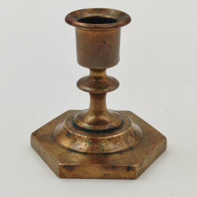 купить Подсвечник на шестигранном основании, фабрика "Братья Чеботаревы", металл, литье, Российская империя, 1890-1915 гг.