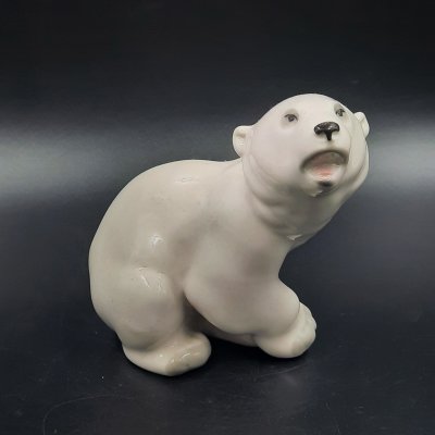 купить Статуэтка "Белый медведь", автор Б.Я. Воробьев, фарфор, роспись, Ленинградский фарфоровый завод (ЛФЗ), Россия, 1970-1992 гг.