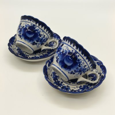 купить Набор из 2-х кофейных пар с цветочным декором, ав. Андреев, Гжель, фарфор, роспись, Российская Федерация, 1990-2015 гг.