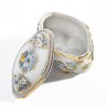 Купить Шкатулка фарфоровая с лепным цветочным декором, фарфор, роспись, золочение, Кисловодская фабрика сувениров, СССР, 1968-1978 гг.