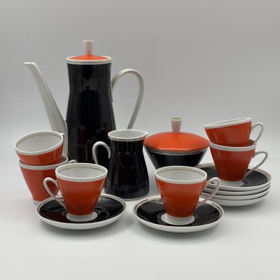 купить Сервиз кофейный в минималистичном дизайне на 6 персон (15 предметов), фарфор, крытье, золочение, Freiberger Porzellan, ГДР, 1960-1990 гг.