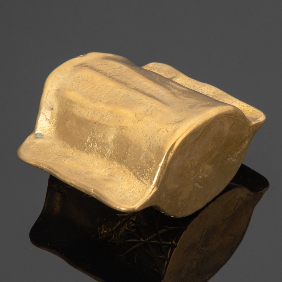 Ваза в стиле модерн с растительным декором (для небольшого букета ...