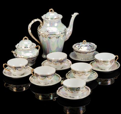 купить Сервиз чайный с цветочным и геометрическим декором, фарфор, люстр, золочение, Европа, 1950-1970 гг.