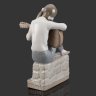Купить Статуэтка "Девушка с гитарой", фарфор, роспись, NAO Porcelain, Испания, 1970-2000 гг.