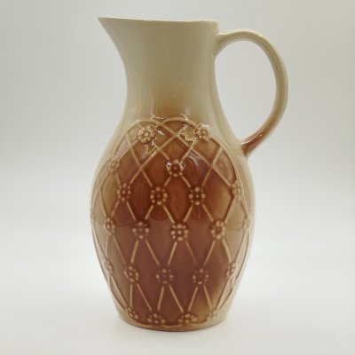 купить Кувшин с рельефным цветочным декором, фаянс, поливы, Ленинградский завод «Стройфаянс», СССР, 1972-1982 гг.