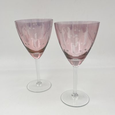купить Пара бокалов розового оттенка, стекло, резьба, СССР, 1970-1990 гг.