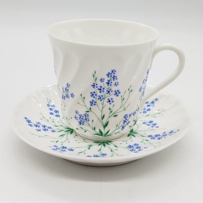 купить Пара кофейная "У ручья" (форма "Витая"), фарфор, деколь, Ленинградский фарфоровый завод (ЛФЗ), Россия, 1991-2012 гг.