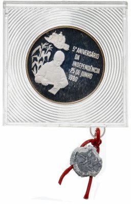 купить Мозамбик 500 метикал (meticais) 1980 "5 лет независимости" в футляре