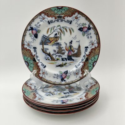 купить Набор десертных тарелок на 5 персон, выполненных в восточном стиле, Petrus Regout Maastricht, фаянс, деколь с подрисовкой, Нидерланды, 1880-1900 гг.