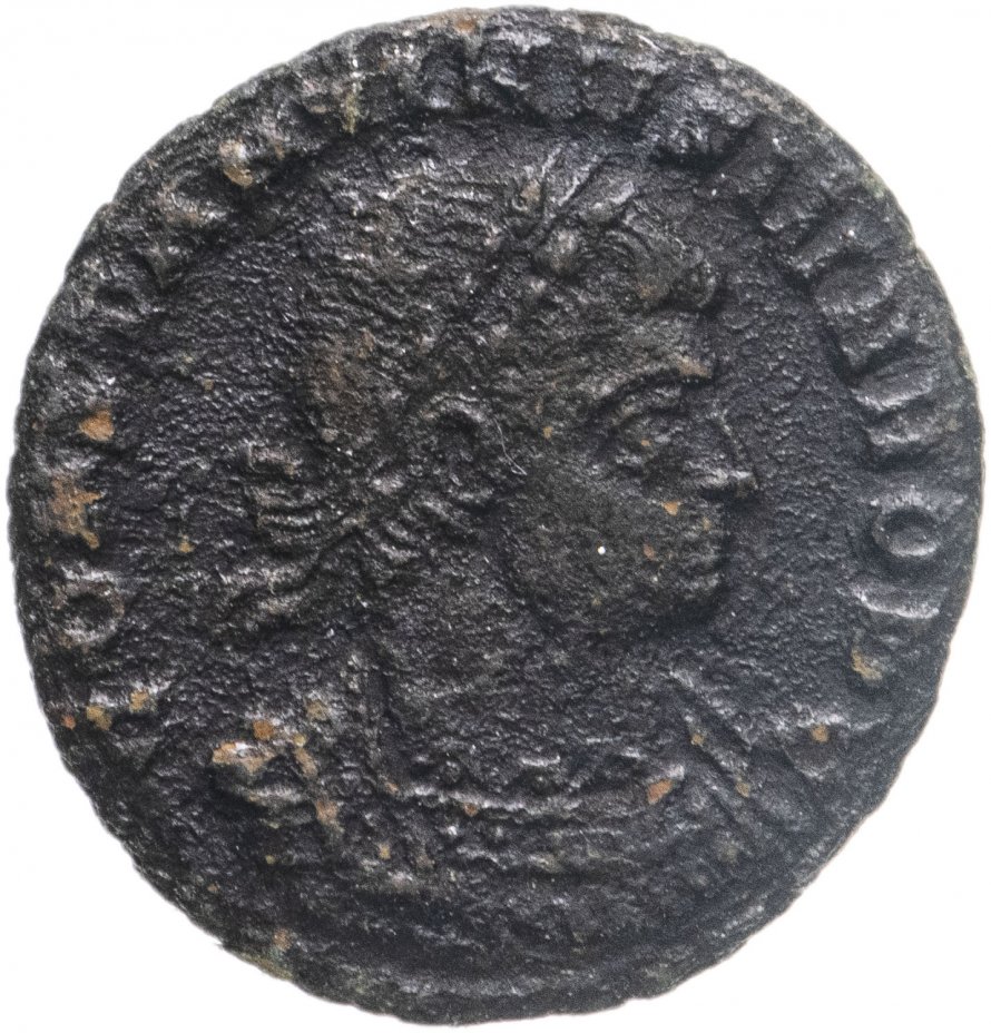 купить Римская Империя, Констанций II, 324–361 гг, Нуммий (реверс: два воина стоят лицом друг к другу, между ними два штандарта)