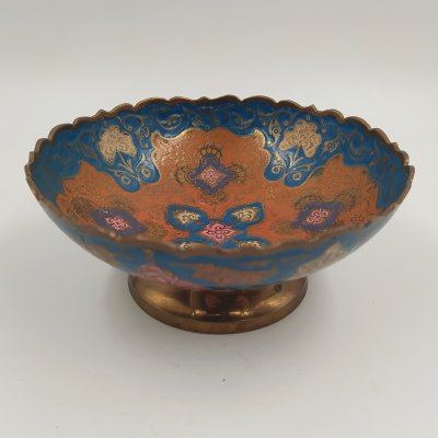 купить Конфетница с растительным орнаментом в ориентальном стиле, латунь, эмалевые краски, Индия, 1960-1990 гг.