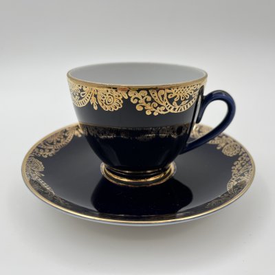 купить Пара кофейная, фарфор, крытье кобальтом, золочение, Ленинградский фарфоровый завод (ЛФЗ), СССР, 1970-1990 гг.