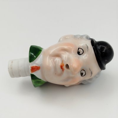 купить Пробка-наливайка для бутылки (винтажная) в виде мужской головы в котелке, фарфор, роспись, Германия, 1920-1960 гг.