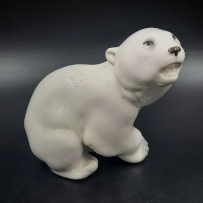 купить Статуэтка "Белый медведь", автор Б.Я. Воробьев, фарфор, роспись, Ленинградский фарфоровый завод (ЛФЗ), Россия, 1970-1992 гг.