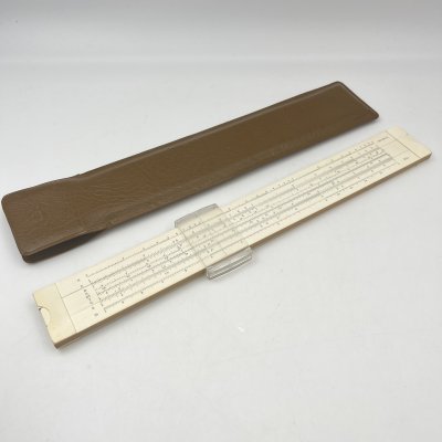 купить Линейка логарифмическая в кофре, пластик, дерево, искусственная кожа, СССР, 1974 г.