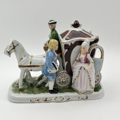 купить Статуэтка "Экипаж" ("Карета"), фарфор, роспись, золочение, Европа, 1980-2000 гг.