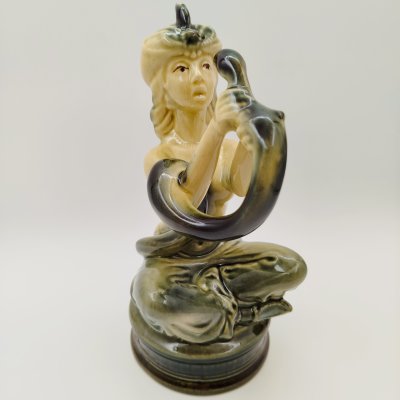 купить Статуэтка "Укротительница змей", фаянс, СССР, 1970-1980 гг.