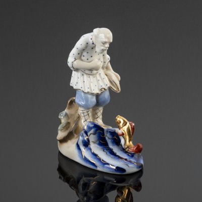 Купить Статуэтка "Старик и золотая рыбка", автор Л.П. Азарова, фарфор, роспись, золочение, Турыгинский фарфоровый завод артели «Художественная керамика» (Гжель), СССР, 1950-1960 гг.