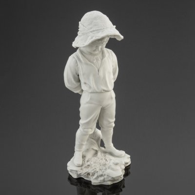Купить Статуэтка "Мальчик в шляпе", Volkstedt Porcelain porcelain factory - Richard Eckert & Co, бисквит, Германия, 1894-1918 гг.