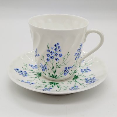 купить Пара кофейная "У ручья" (форма "Витая"), фарфор, деколь, Ленинградский фарфоровый завод (ЛФЗ), Россия, 1991-2012 гг.