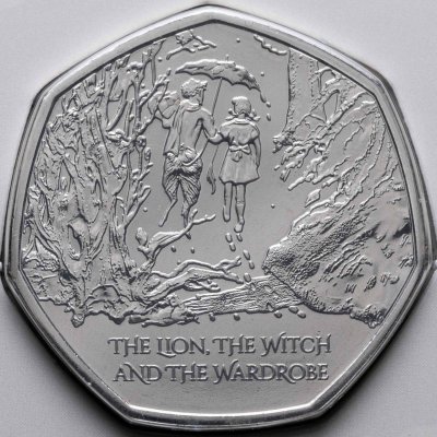 купить Великобритания 50 пенсов 2023 "Хроники Нарнии - Лев, Колдунья и Волшебный шкаф" в буклете