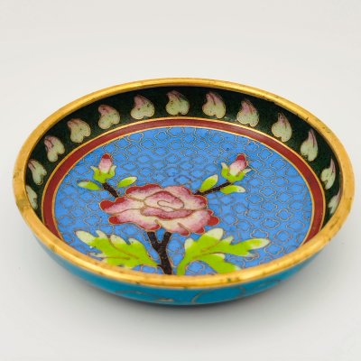 купить Розетка с цветочным декором на облачном фоне, латунь, перегородчатая эмаль (клуазоне), Китай, 1950-1980 гг.