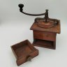 Купить Кофемолка ручная (винтажная), дерево, металл, Западная Европа, 1940-1970 гг.