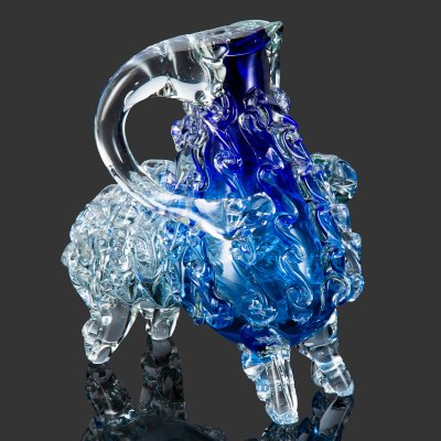 купить Сосуд (кувшин) "Баран", Львовская керамико-скульптурная фабрика (?), стекло, гутная техника, СССР, 1970-1990 гг.