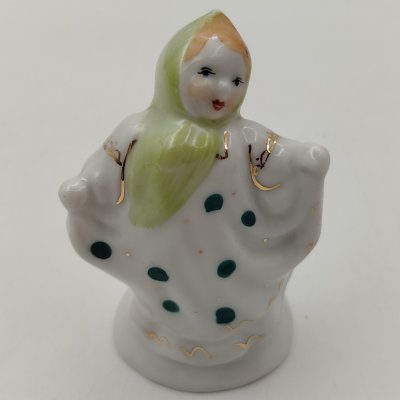 купить Статуэтка "Маленькая плясунья", фарфор, роспись, золочение, Полонский завод художественной керамики (Полонное ЗХК), СССР, 1950-1980 гг.
