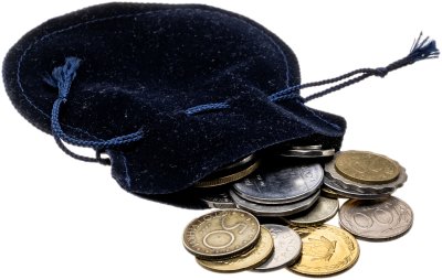 купить Набор из 25-ти и монет разных стран мира в мешочке